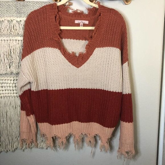 Love Tree Color-Block Distressed Varsity Sweater M - Picture 2 of 6
